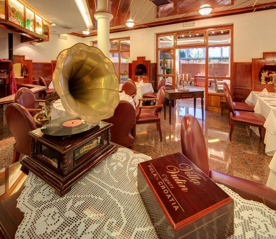 Luxury Boutique Hotel Villa Vulin 풀라 외부 사진